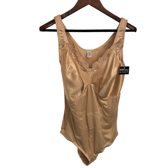 Plusform Insta Shape 42D NWT - Picture 2 of 7